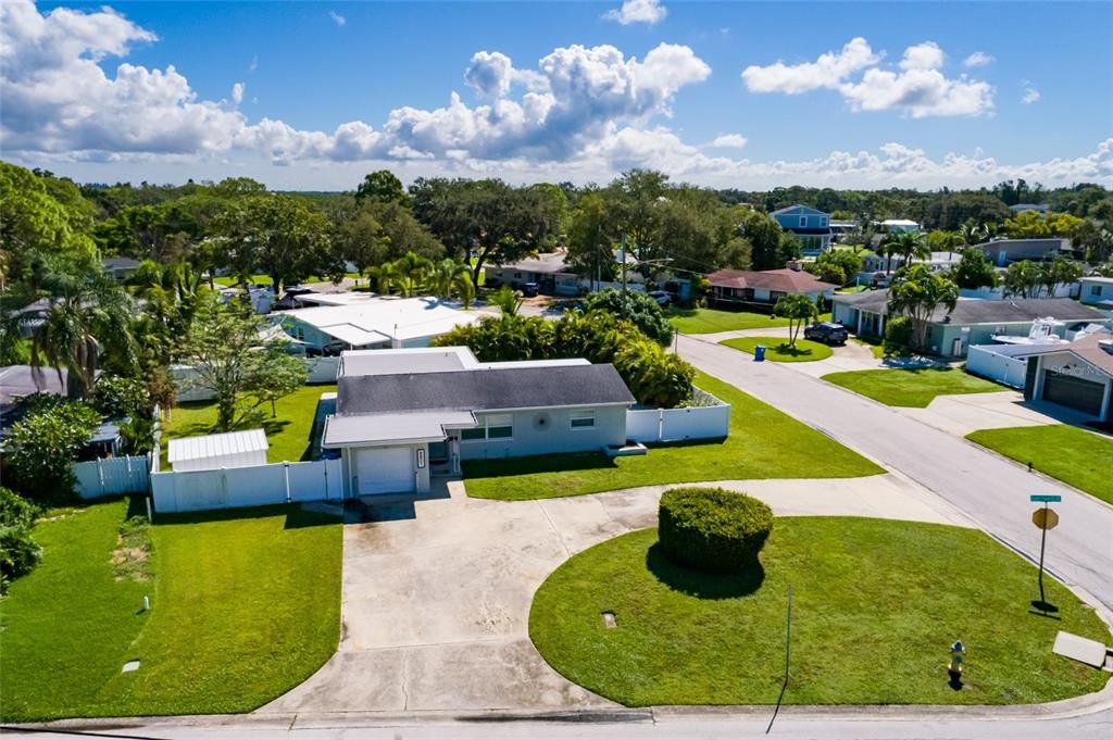 Active With Contract: $335,000 (3 beds, 2 baths, 1338 Square Feet)