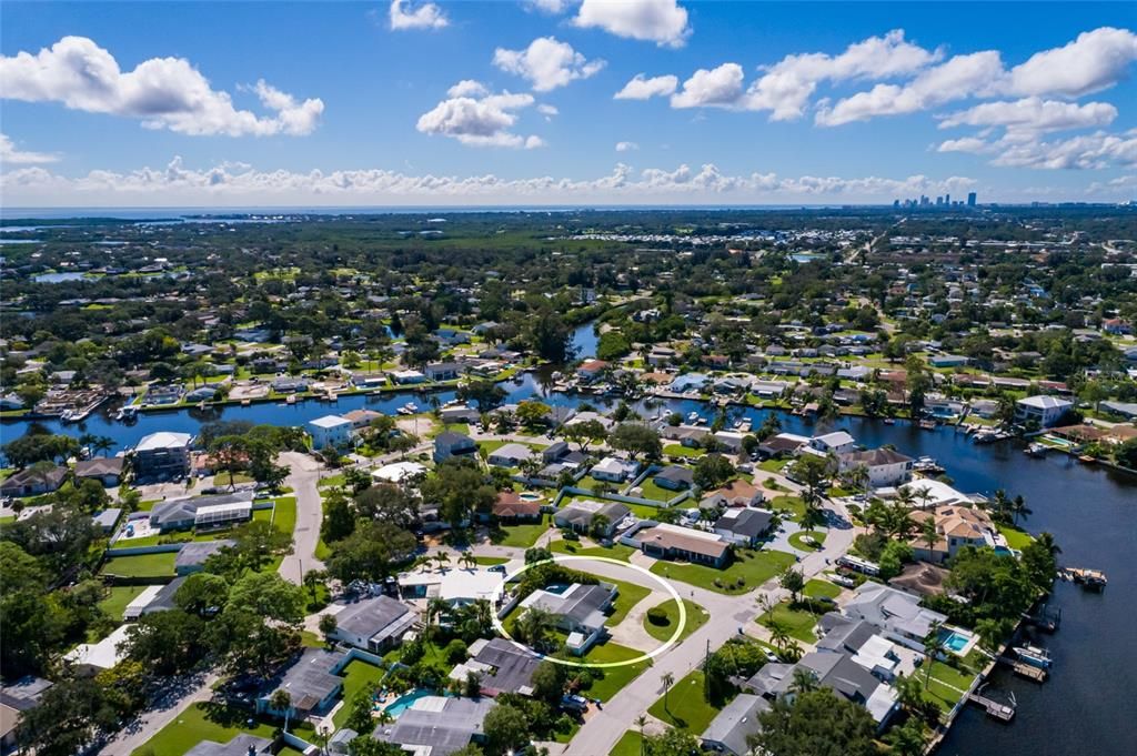 Active With Contract: $335,000 (3 beds, 2 baths, 1338 Square Feet)