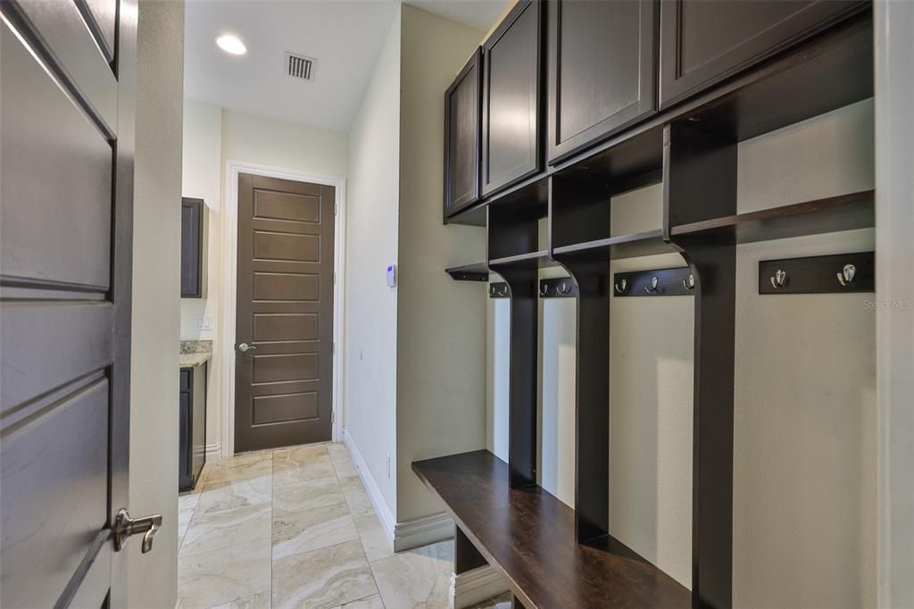 Active With Contract: $1,250,000 (6 beds, 4 baths, 4857 Square Feet)