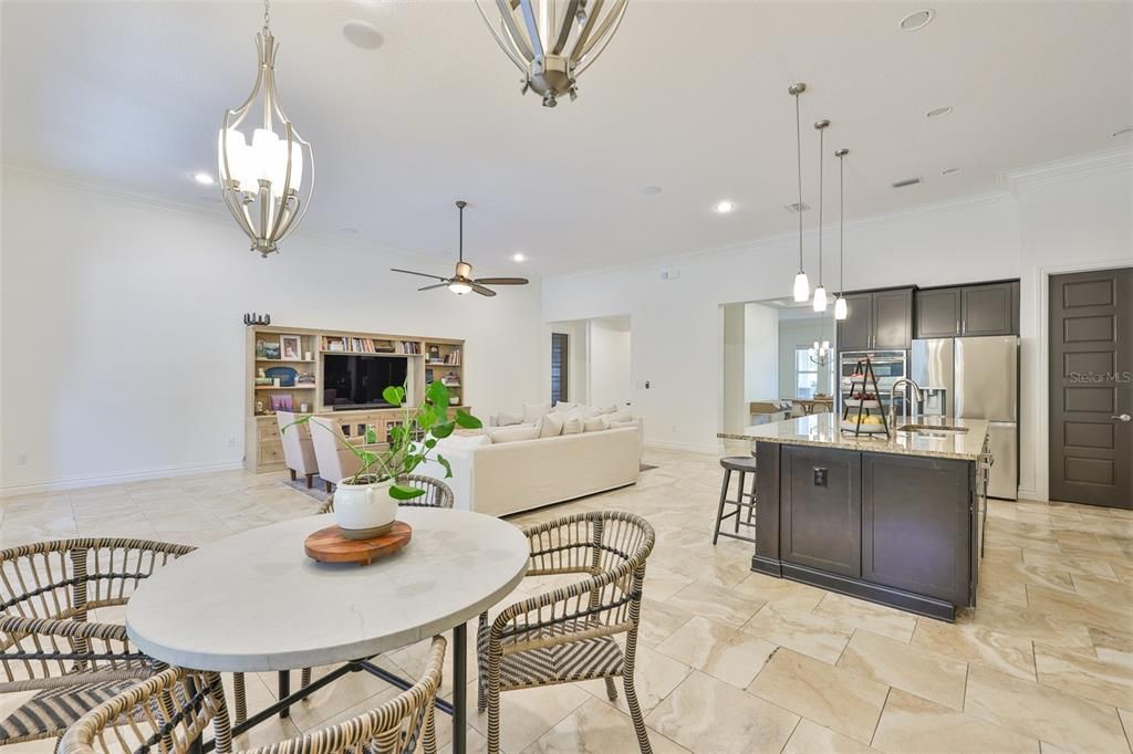 Active With Contract: $1,250,000 (6 beds, 4 baths, 4857 Square Feet)