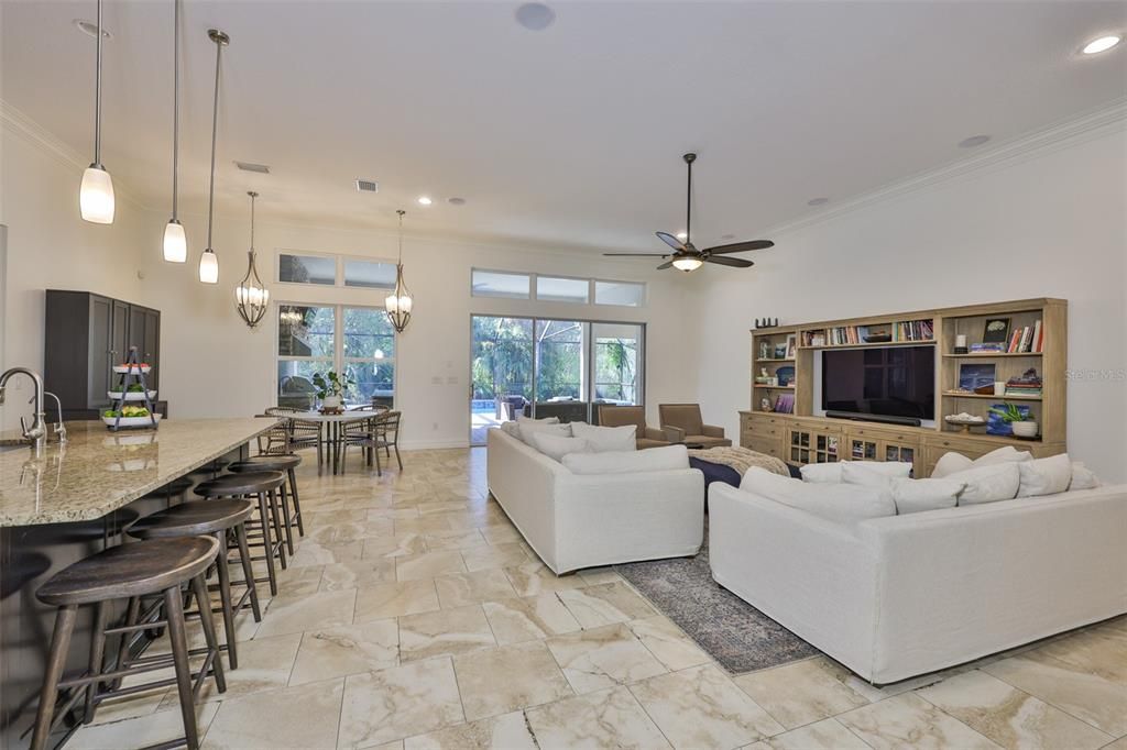 Active With Contract: $1,250,000 (6 beds, 4 baths, 4857 Square Feet)