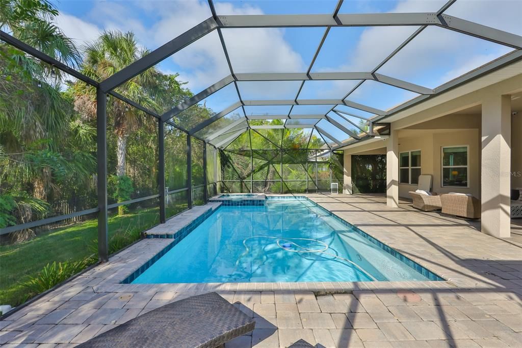 Active With Contract: $1,250,000 (6 beds, 4 baths, 4857 Square Feet)