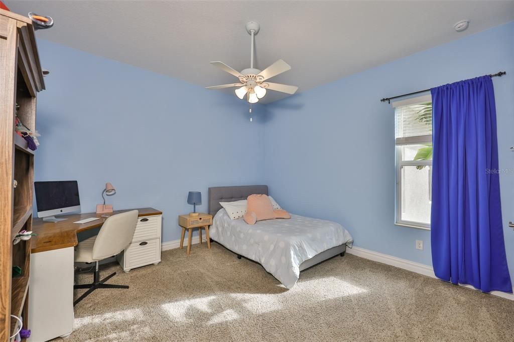 Active With Contract: $1,250,000 (6 beds, 4 baths, 4857 Square Feet)