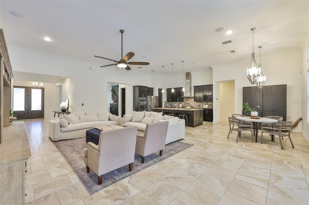 Active With Contract: $1,250,000 (6 beds, 4 baths, 4857 Square Feet)