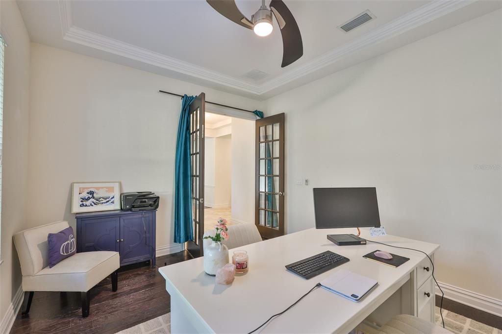 Active With Contract: $1,250,000 (6 beds, 4 baths, 4857 Square Feet)