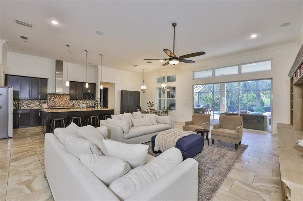 Active With Contract: $1,250,000 (6 beds, 4 baths, 4857 Square Feet)