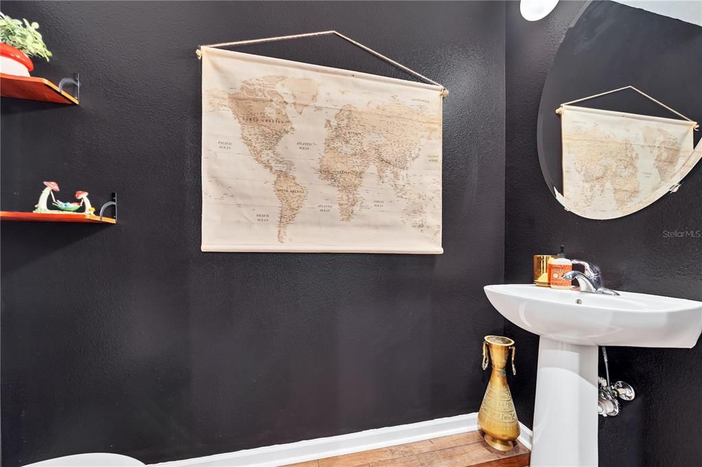 Active With Contract: $399,900 (4 beds, 2 baths, 2461 Square Feet)