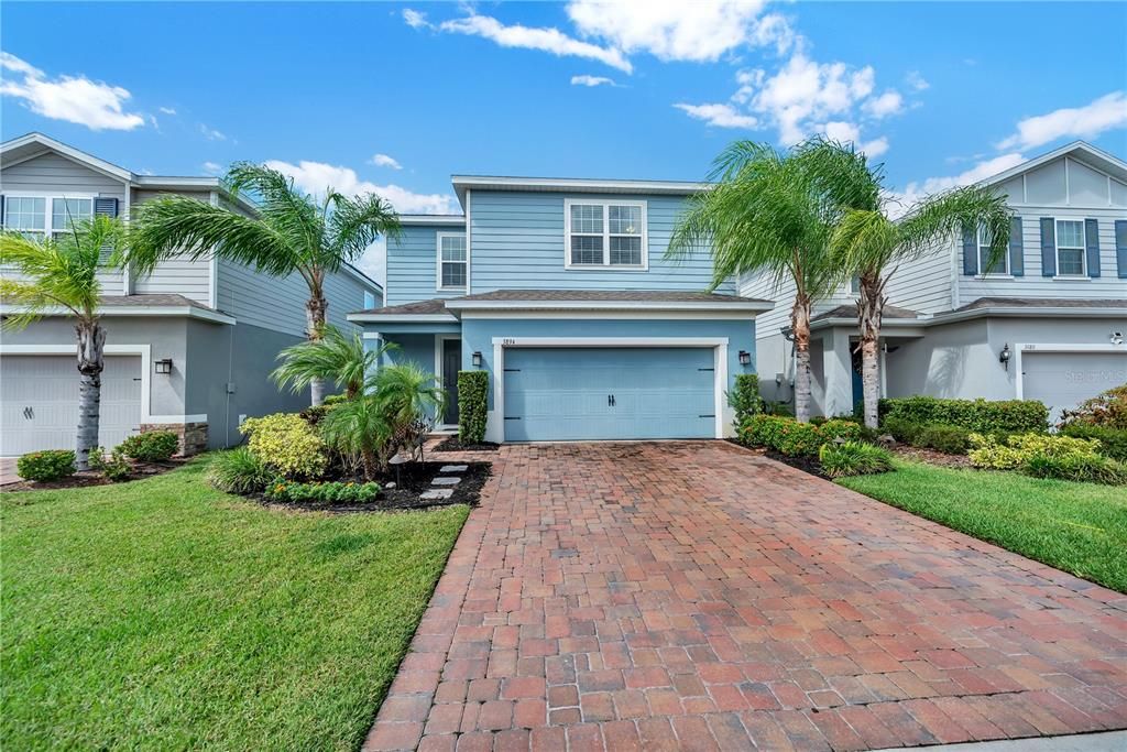 Active With Contract: $399,900 (4 beds, 2 baths, 2461 Square Feet)