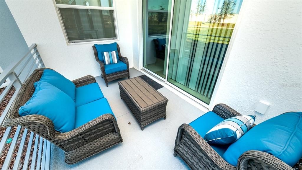 For Sale: $316,500 (2 beds, 2 baths, 1186 Square Feet)