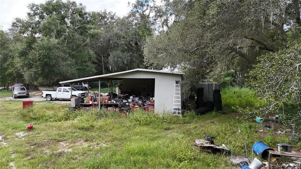 Под контрактом: $64,444 (5 спален, 2 ванн, 2206 Квадратных фут)