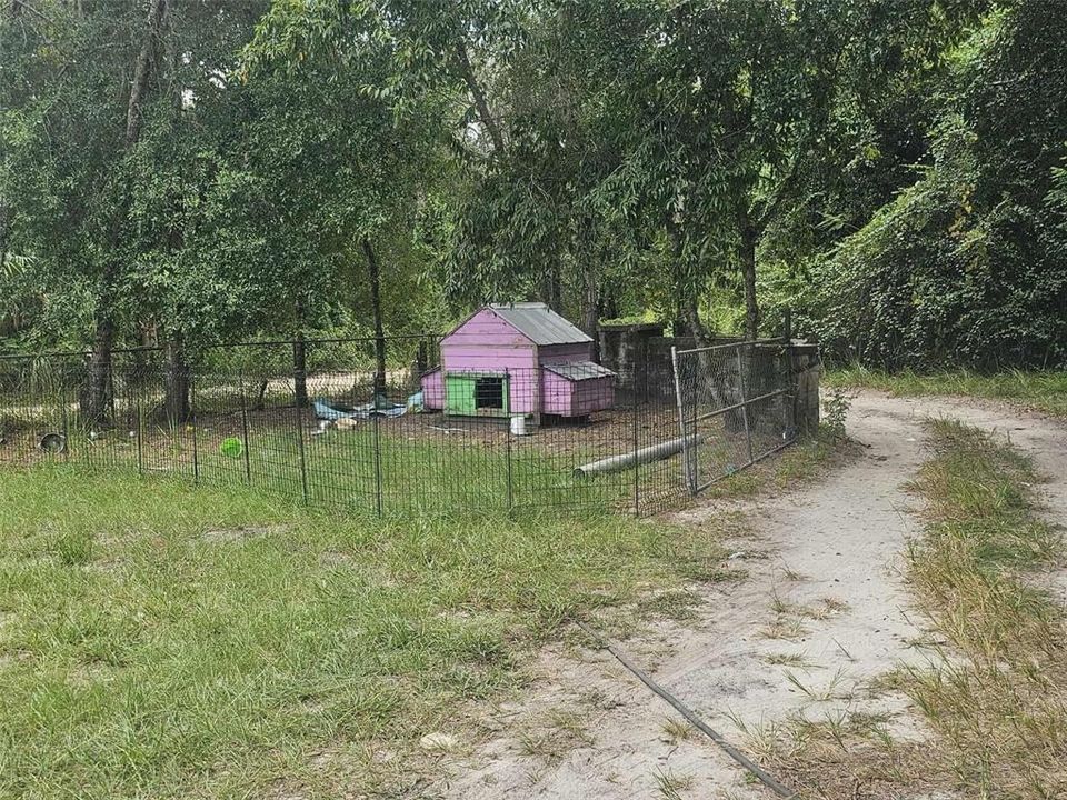 Под контрактом: $64,444 (5 спален, 2 ванн, 2206 Квадратных фут)