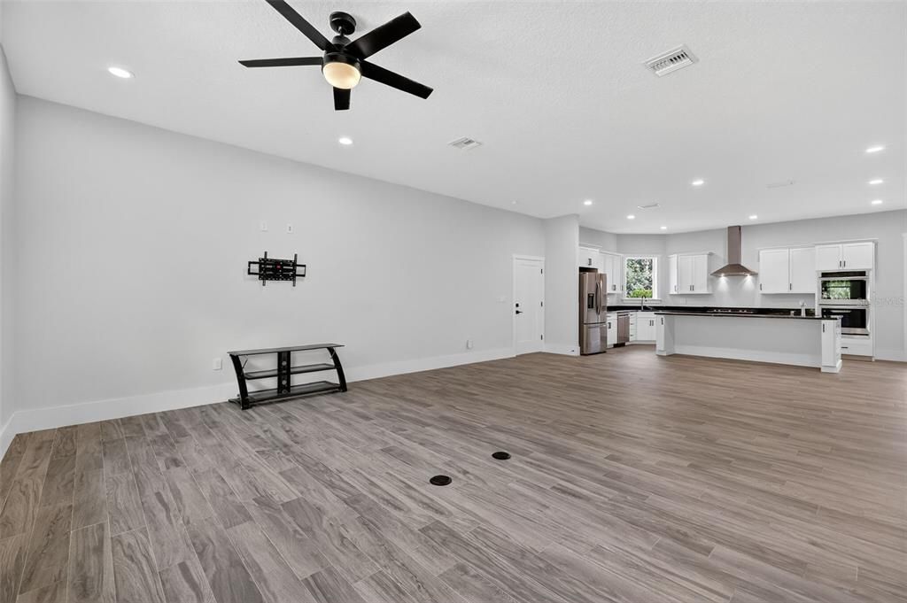 待售: $689,900 (3 贝兹, 2 浴室, 2788 平方英尺)