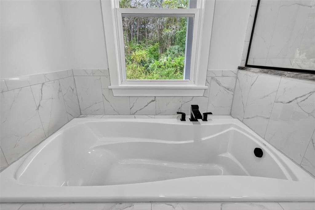 待售: $689,900 (3 贝兹, 2 浴室, 2788 平方英尺)