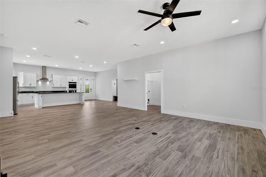 待售: $689,900 (3 贝兹, 2 浴室, 2788 平方英尺)