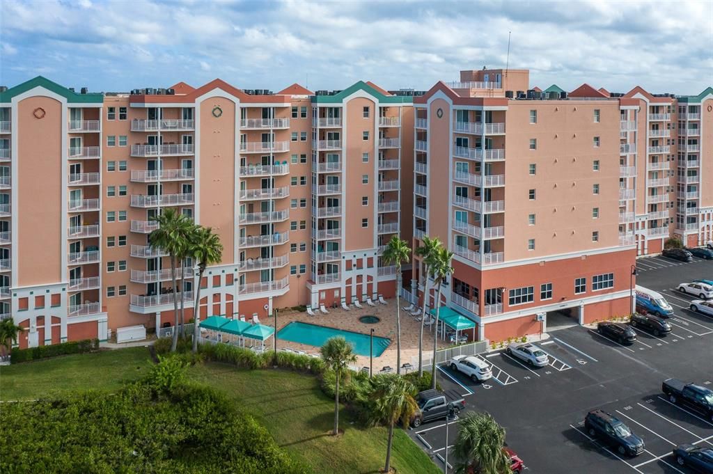 待售: $325,000 (2 贝兹, 2 浴室, 1410 平方英尺)