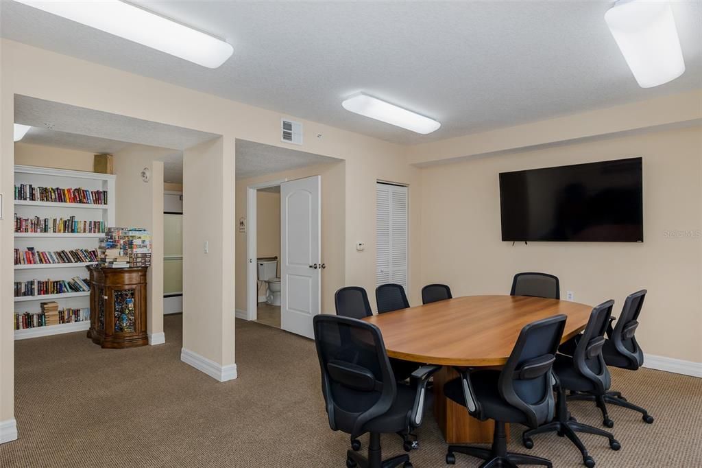 待售: $325,000 (2 贝兹, 2 浴室, 1410 平方英尺)