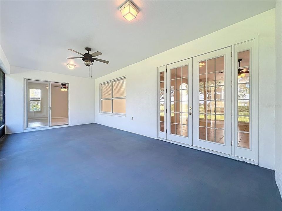 En Venta: $459,900 (4 camas, 3 baños, 2363 Pies cuadrados)