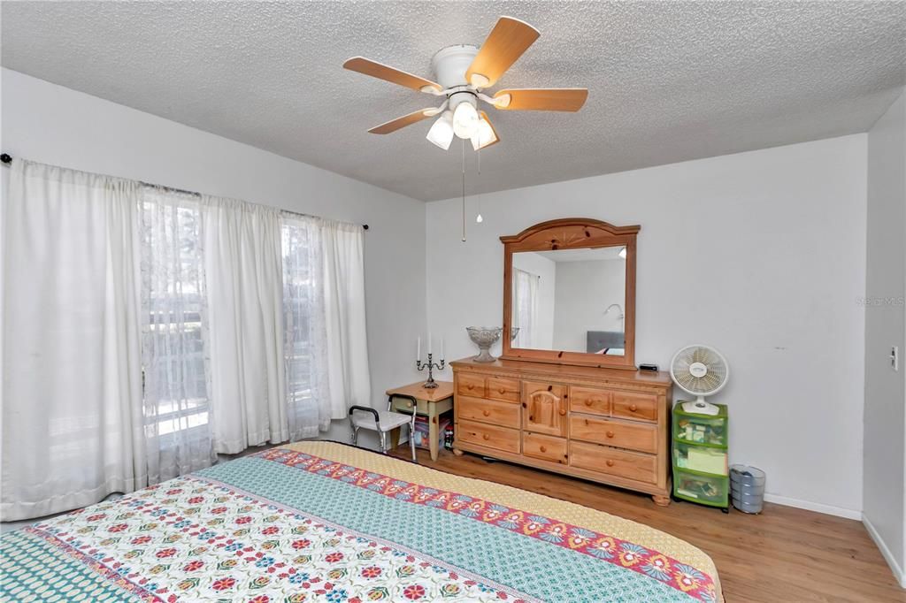 En Venta: $185,000 (3 camas, 2 baños, 1148 Pies cuadrados)