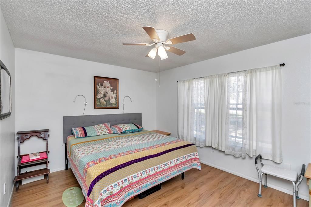 En Venta: $185,000 (3 camas, 2 baños, 1148 Pies cuadrados)