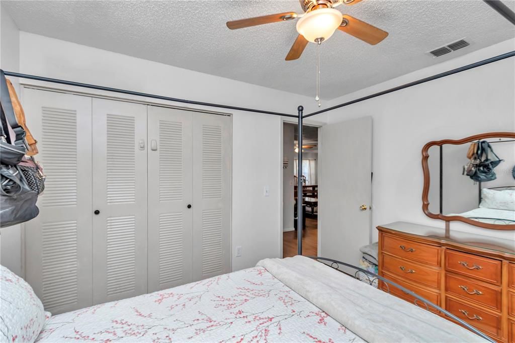 En Venta: $185,000 (3 camas, 2 baños, 1148 Pies cuadrados)