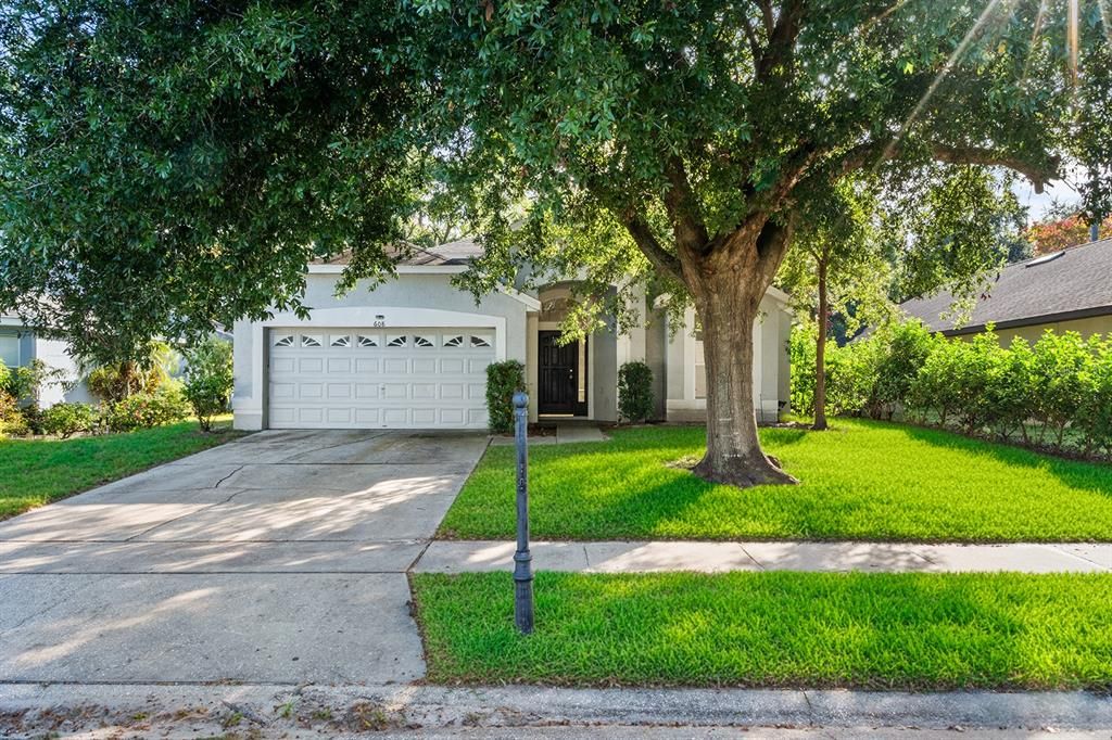 For Sale: $440,000 (4 beds, 2 baths, 1659 Square Feet)