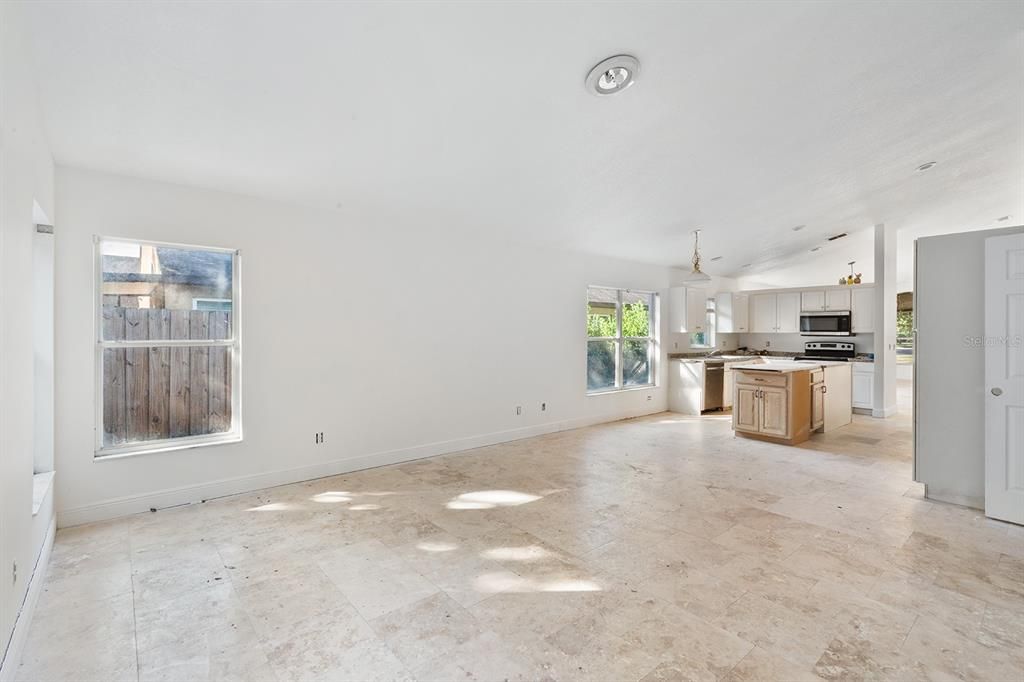 For Sale: $440,000 (4 beds, 2 baths, 1659 Square Feet)