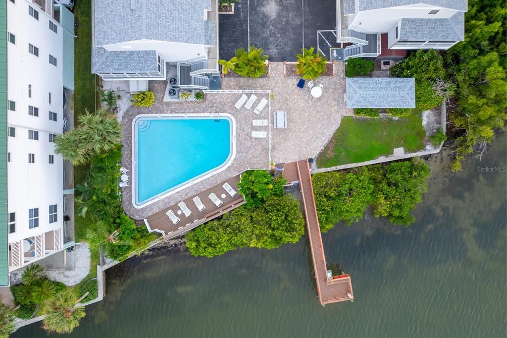 Active With Contract: $499,000 (2 beds, 2 baths, 1225 Square Feet)