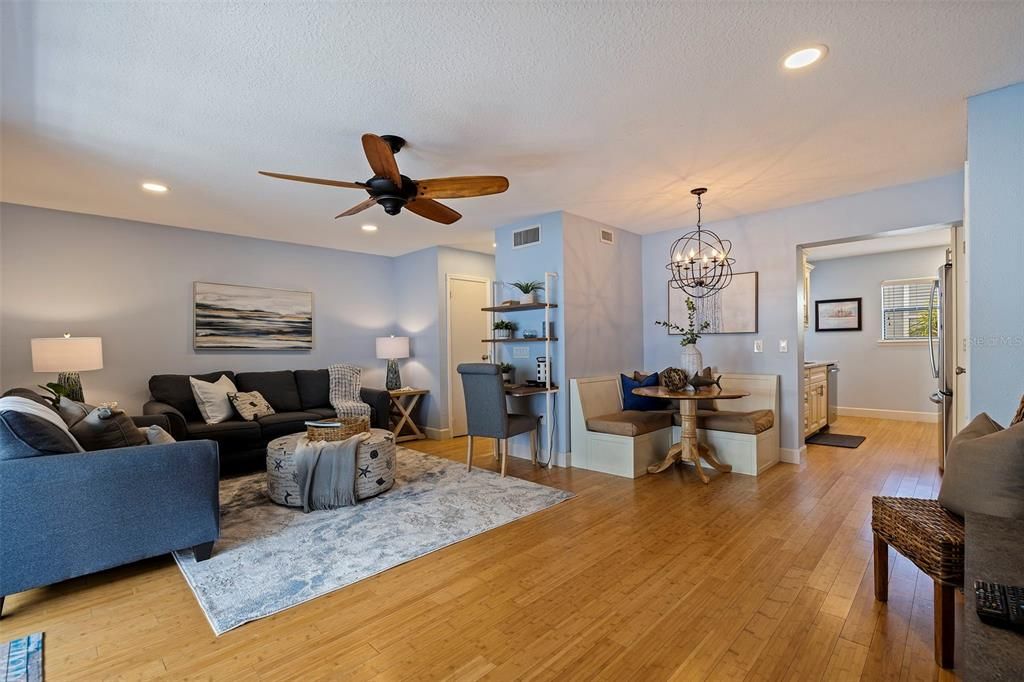 Active With Contract: $499,000 (2 beds, 2 baths, 1225 Square Feet)