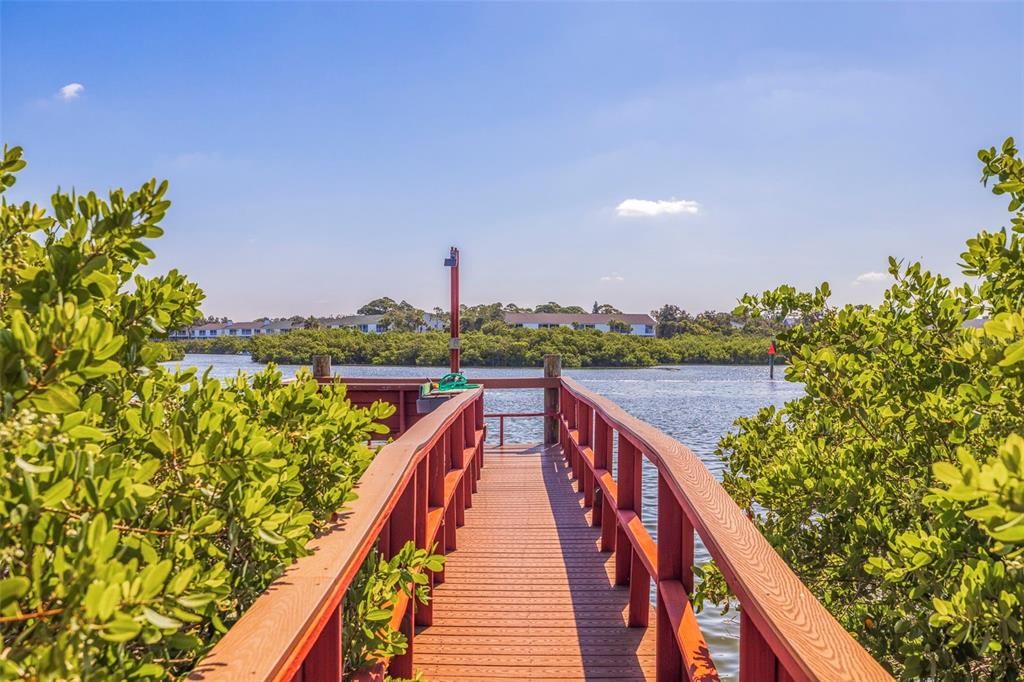 Active With Contract: $499,000 (2 beds, 2 baths, 1225 Square Feet)