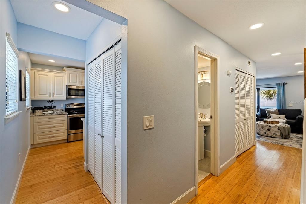 Active With Contract: $499,000 (2 beds, 2 baths, 1225 Square Feet)