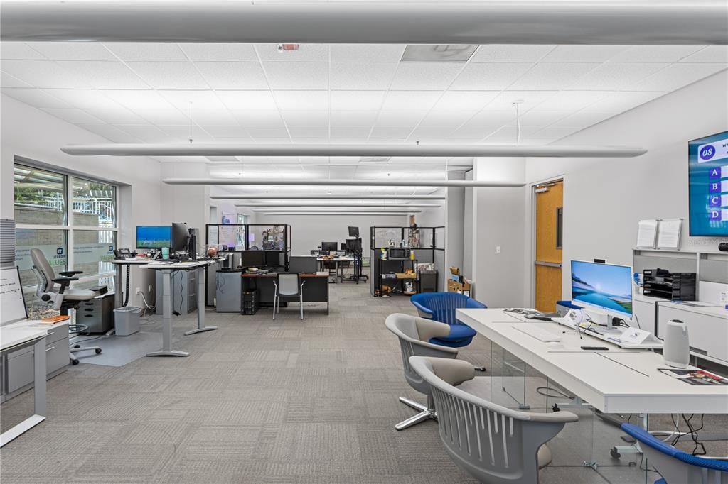 For Sale: $4,500,000 (0 beds, 0 baths, 27886 Square Feet)