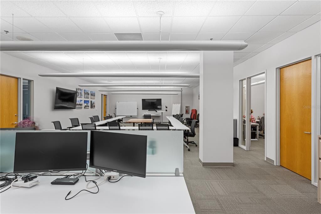 For Sale: $4,500,000 (0 beds, 0 baths, 27886 Square Feet)