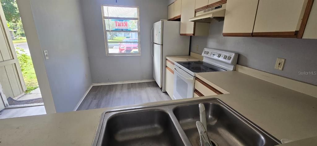 В аренду: $1,495 (2 спален, 2 ванн, 1986 Квадратных фут)