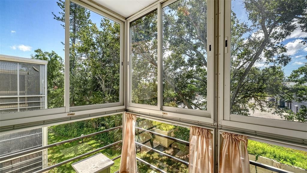 待售: $135,000 (1 贝兹, 1 浴室, 600 平方英尺)