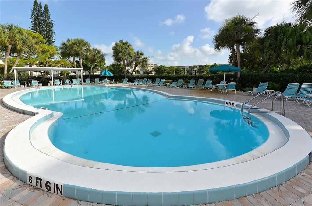 待售: $135,000 (1 贝兹, 1 浴室, 600 平方英尺)