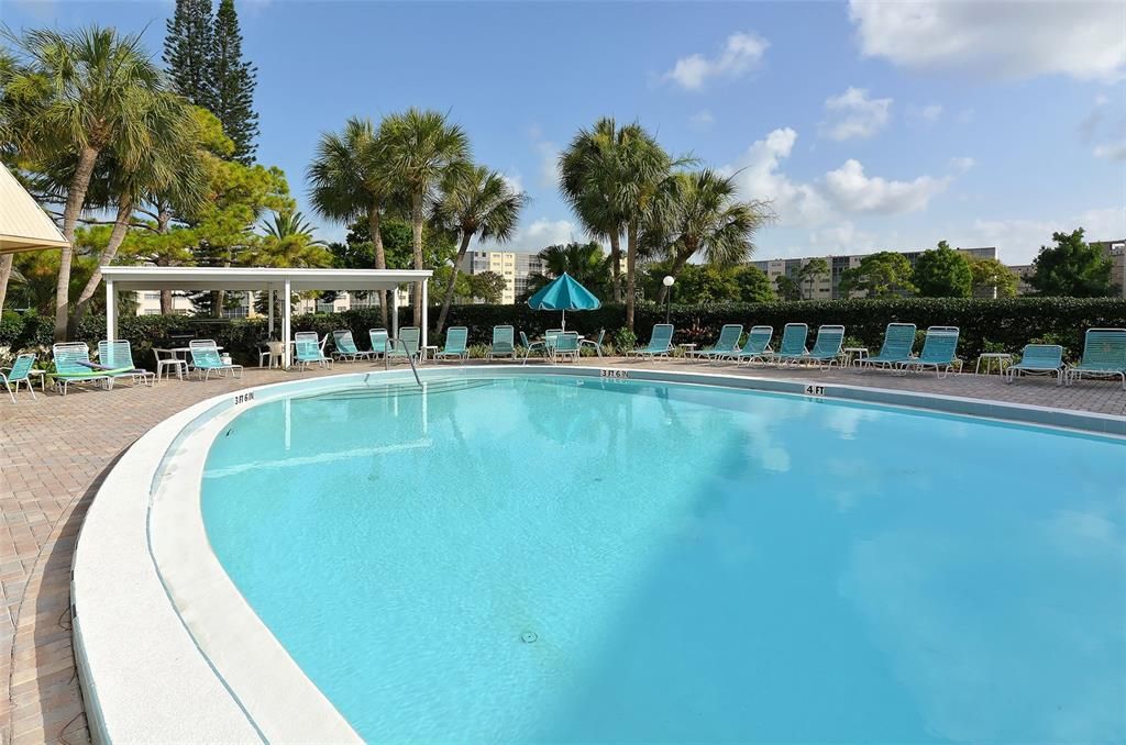 待售: $135,000 (1 贝兹, 1 浴室, 600 平方英尺)