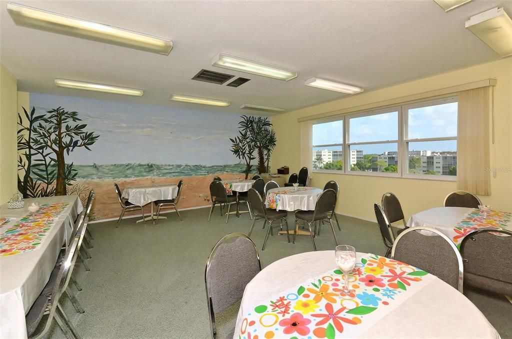 待售: $135,000 (1 贝兹, 1 浴室, 600 平方英尺)