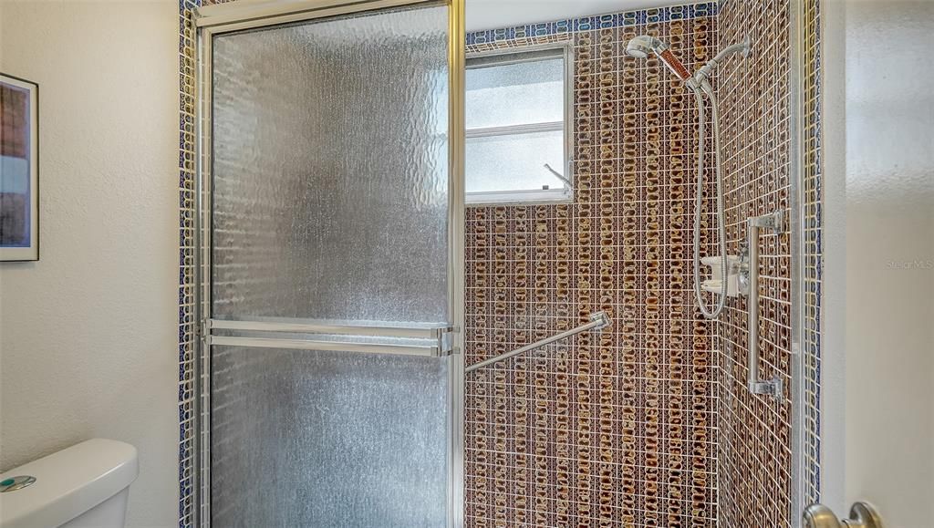 待售: $135,000 (1 贝兹, 1 浴室, 600 平方英尺)