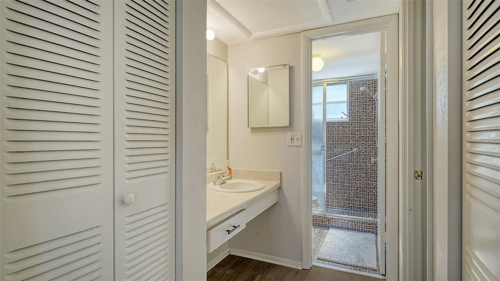 待售: $135,000 (1 贝兹, 1 浴室, 600 平方英尺)