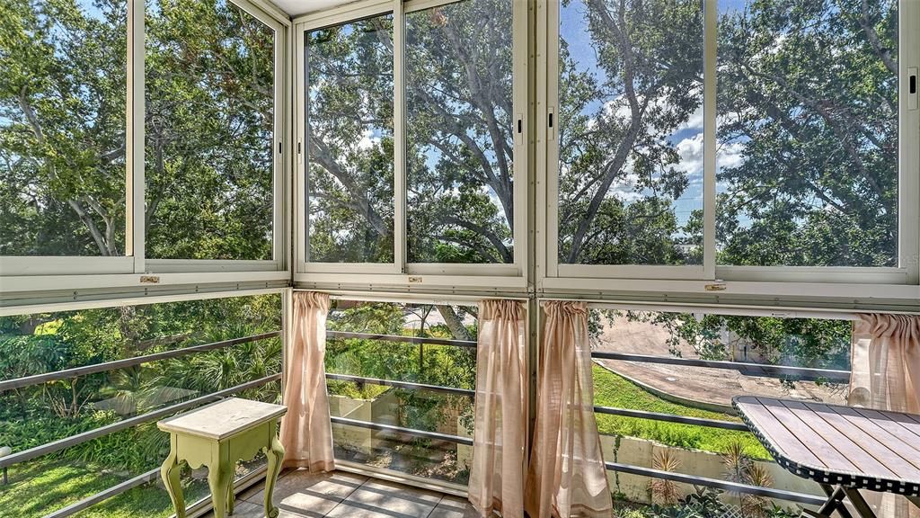 待售: $135,000 (1 贝兹, 1 浴室, 600 平方英尺)