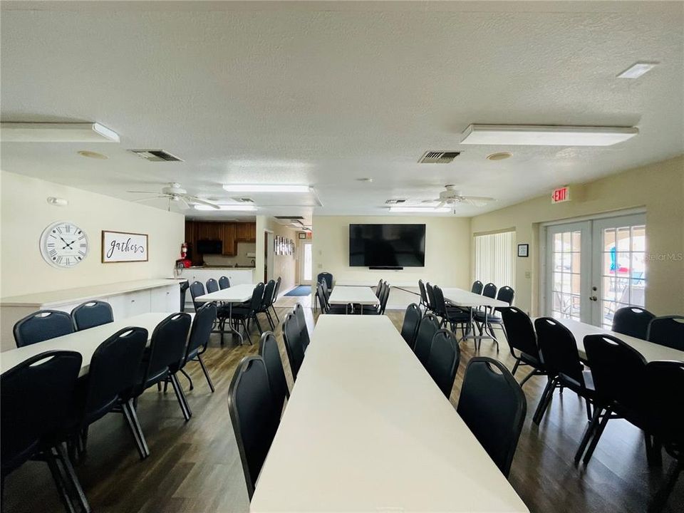 For Rent: $2,400 (2 beds, 2 baths, 860 Square Feet)