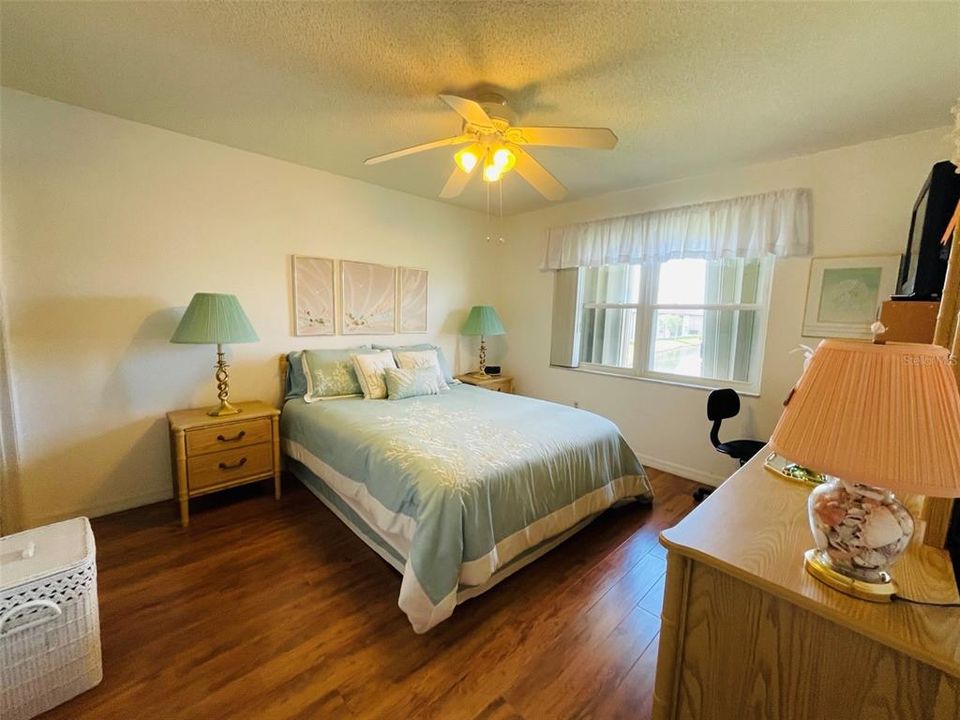 For Rent: $2,400 (2 beds, 2 baths, 860 Square Feet)