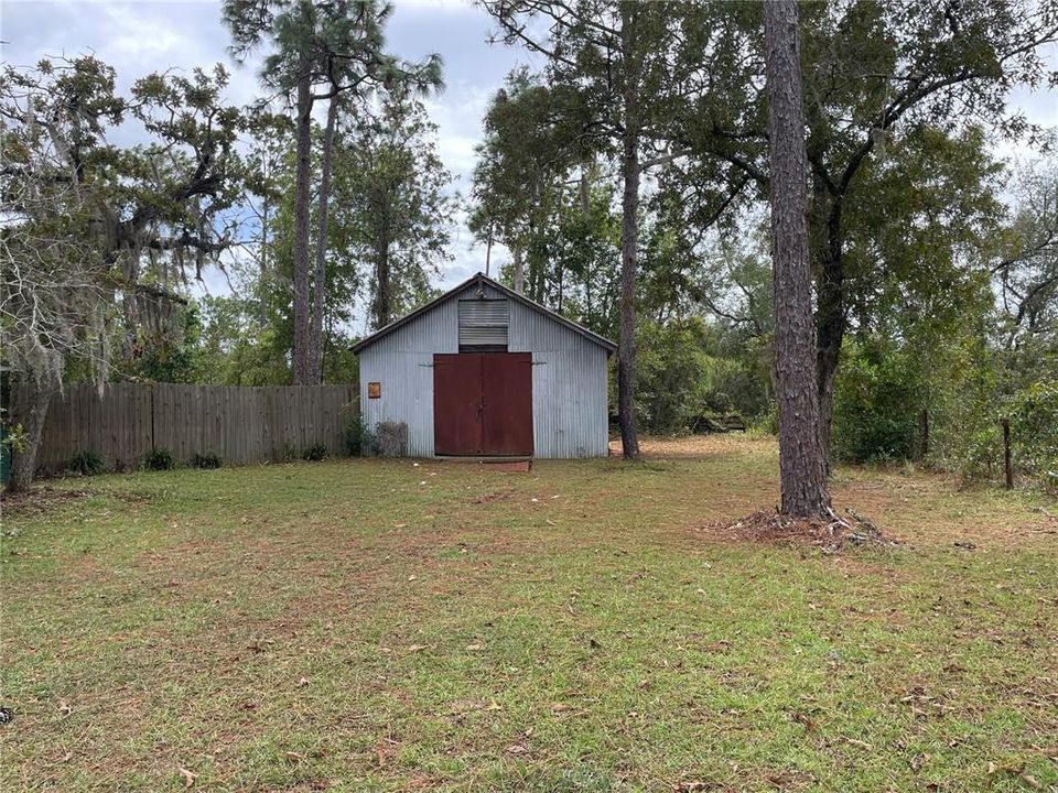 For Sale: $104,900 (3 beds, 2 baths, 1380 Square Feet)