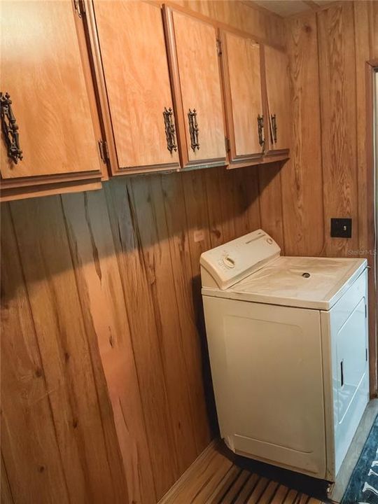 For Sale: $104,900 (3 beds, 2 baths, 1380 Square Feet)