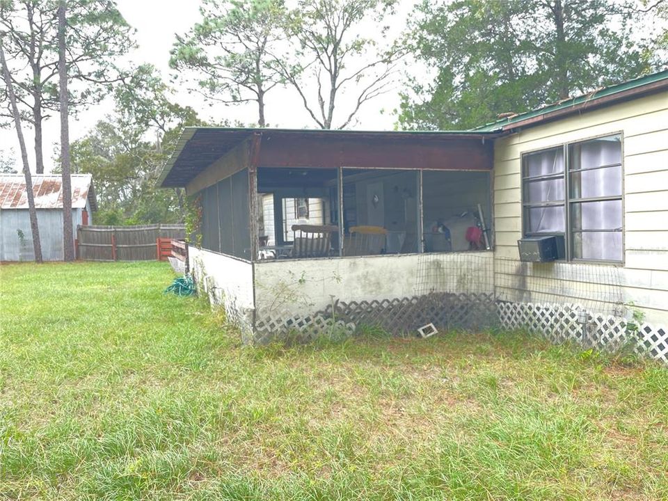 For Sale: $104,900 (3 beds, 2 baths, 1380 Square Feet)