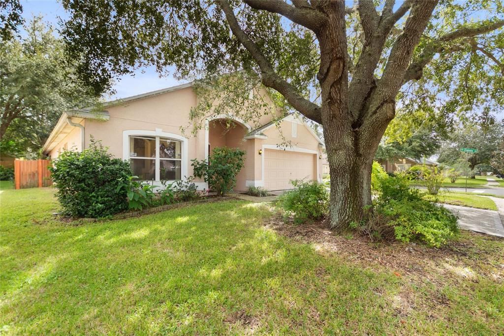 Active With Contract: $360,000 (4 beds, 2 baths, 1797 Square Feet)