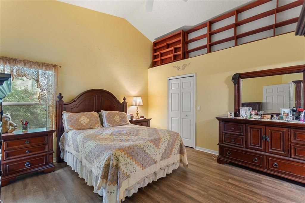 Active With Contract: $360,000 (4 beds, 2 baths, 1797 Square Feet)