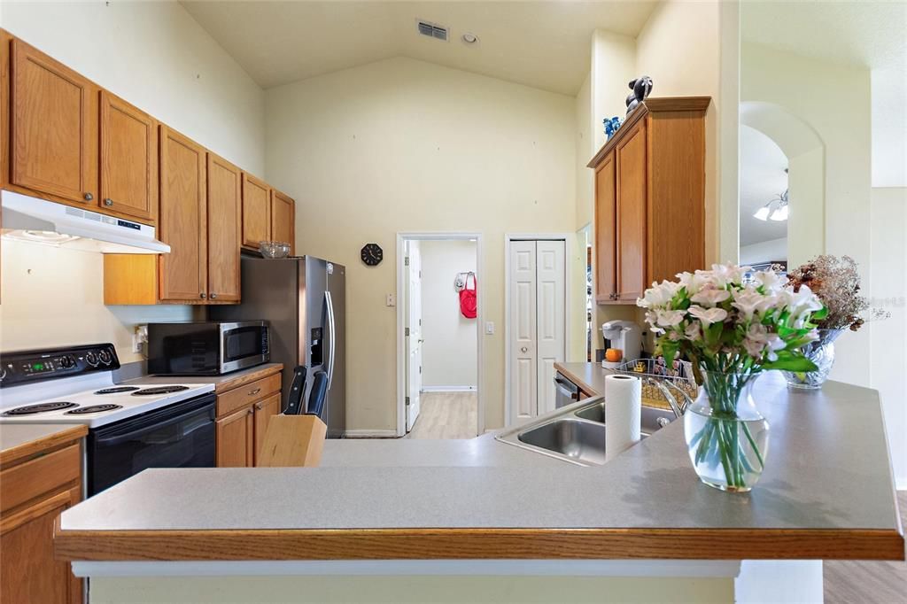 Active With Contract: $360,000 (4 beds, 2 baths, 1797 Square Feet)