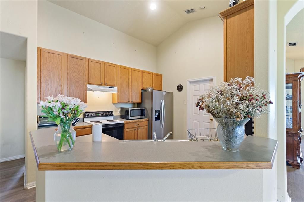 Active With Contract: $360,000 (4 beds, 2 baths, 1797 Square Feet)