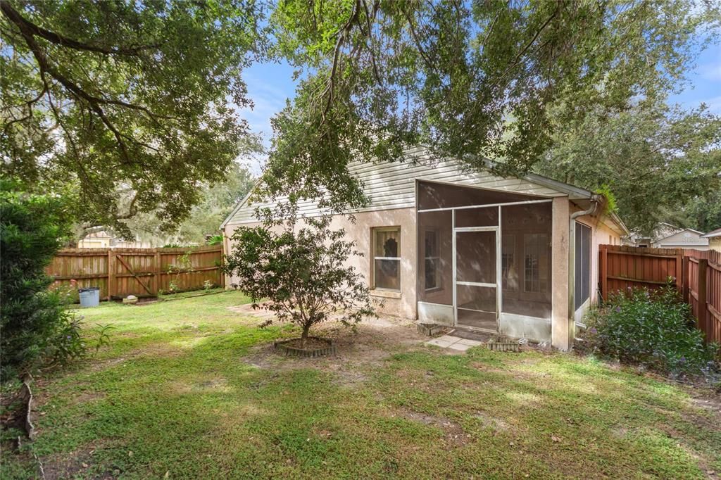 Active With Contract: $360,000 (4 beds, 2 baths, 1797 Square Feet)